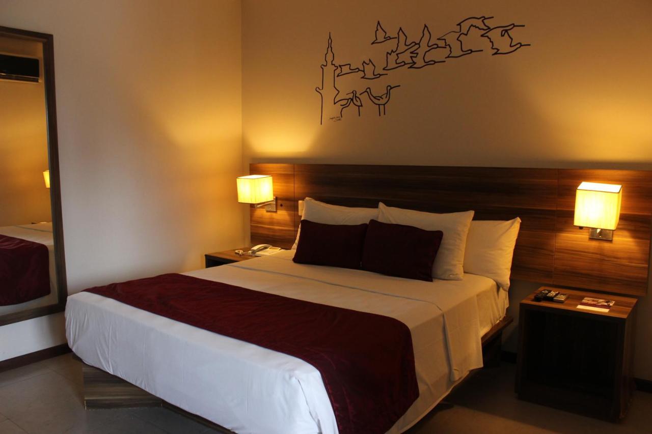 Mercure Belém Boulevard Esterno foto
